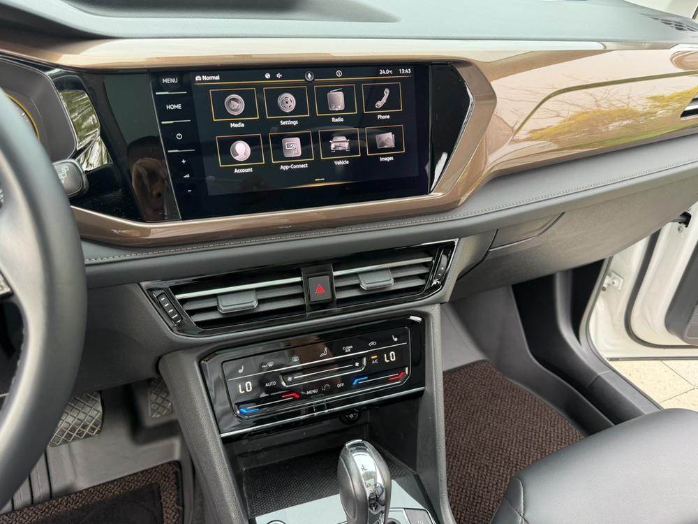 Volkswagen Tharu 2022 #15 Volkswagen Tharu 2022 car image #15