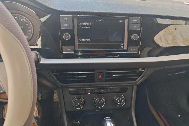 Volkswagen Lavida 2019 car image #13