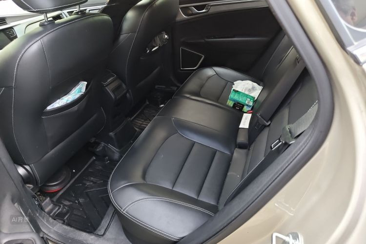 GEELY Emgrand GS 2020 صورة سيارة #19