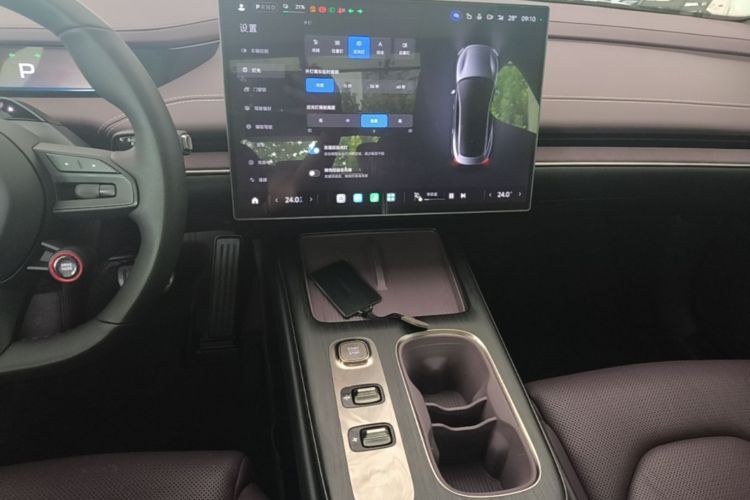 MI SU7 2025 car image #13