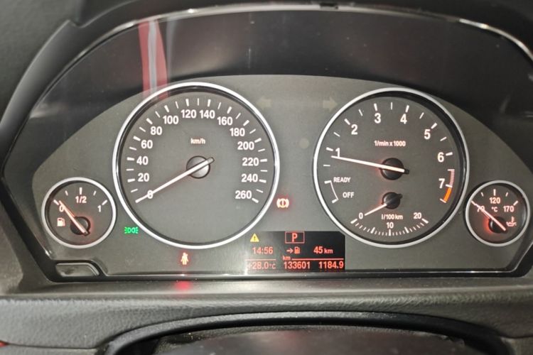 BMW 3 Series 2015 #16 BMW 3 Series 2015 car image #16
