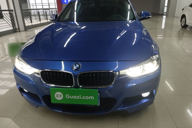 BMW 3 Series 2018 #3 BMW 3 Series 2018 car image #3