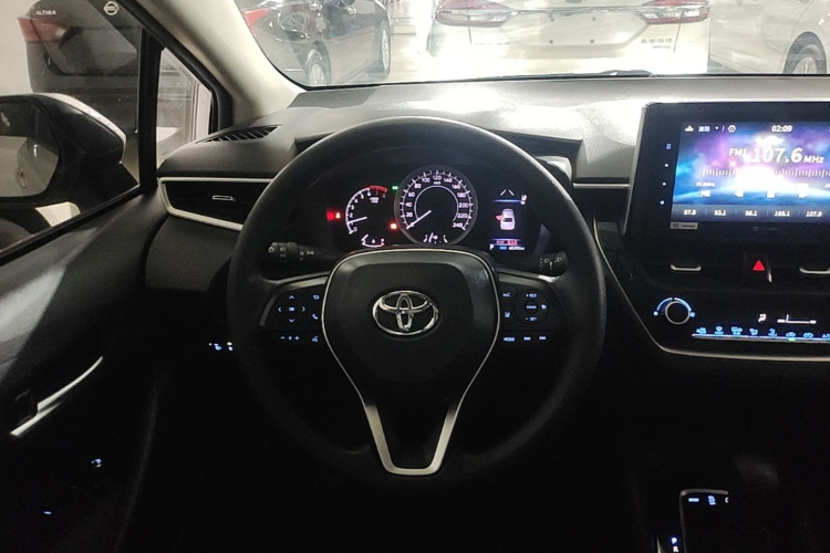 Toyota Corolla 2020 #11 Toyota Corolla 2020 car image #11