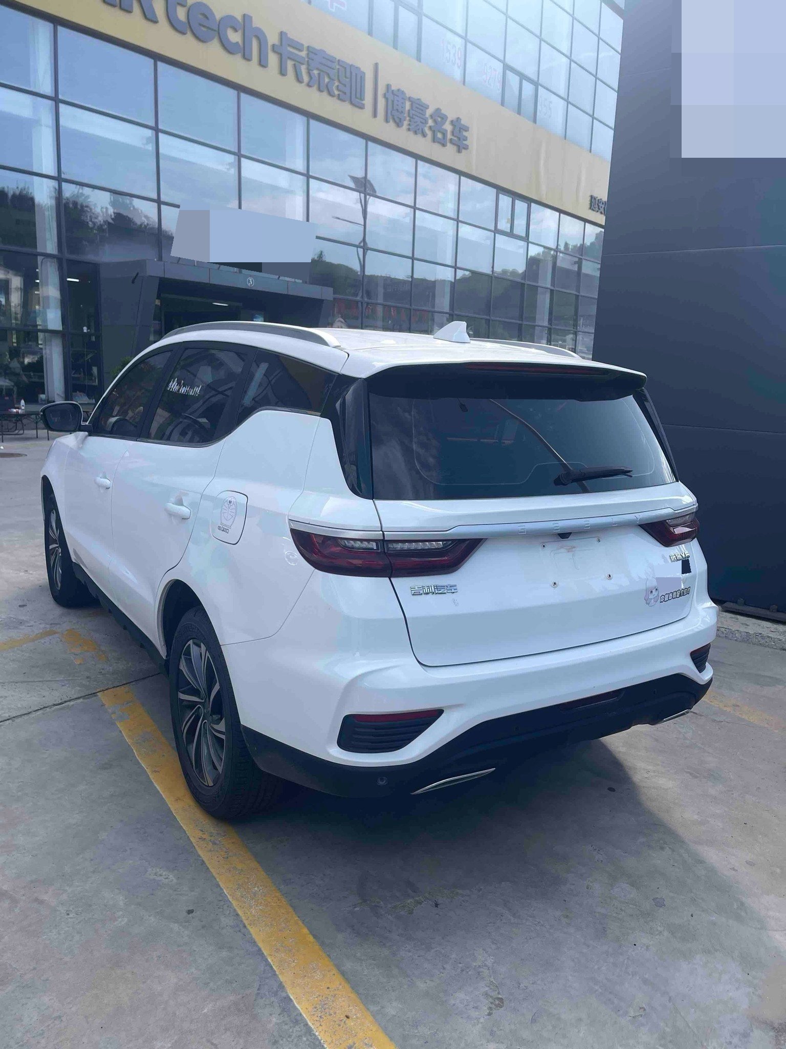 GEELY Vision X6 2021 изображение автомобиля #5