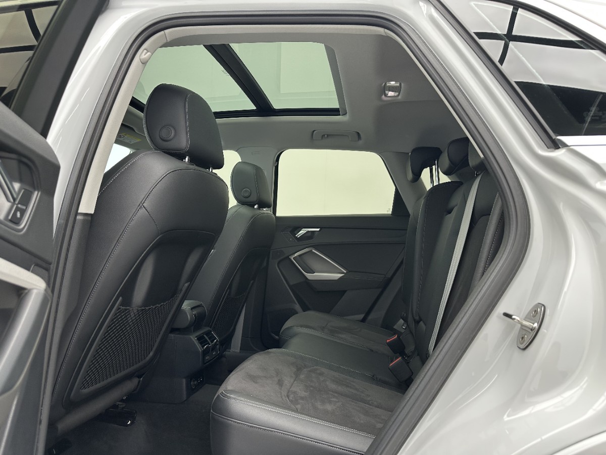 Audi Q3 2022 #6 Audi Q3 2022 car image #6