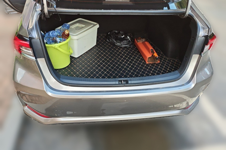 Toyota Corolla 2019 car image #17