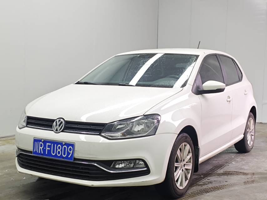 Volkswagen Polo 2015 Volkswagen Polo 2015 car image