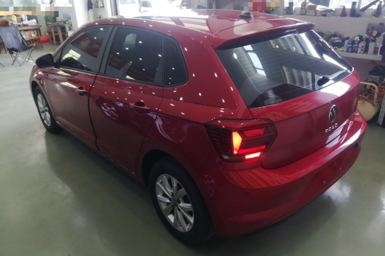 Volkswagen Polo 2023 car image #5