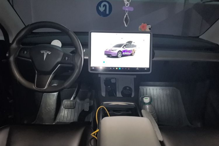 Tesla Model Y 2023 #12 Tesla Model Y 2023 immagine di auto #12