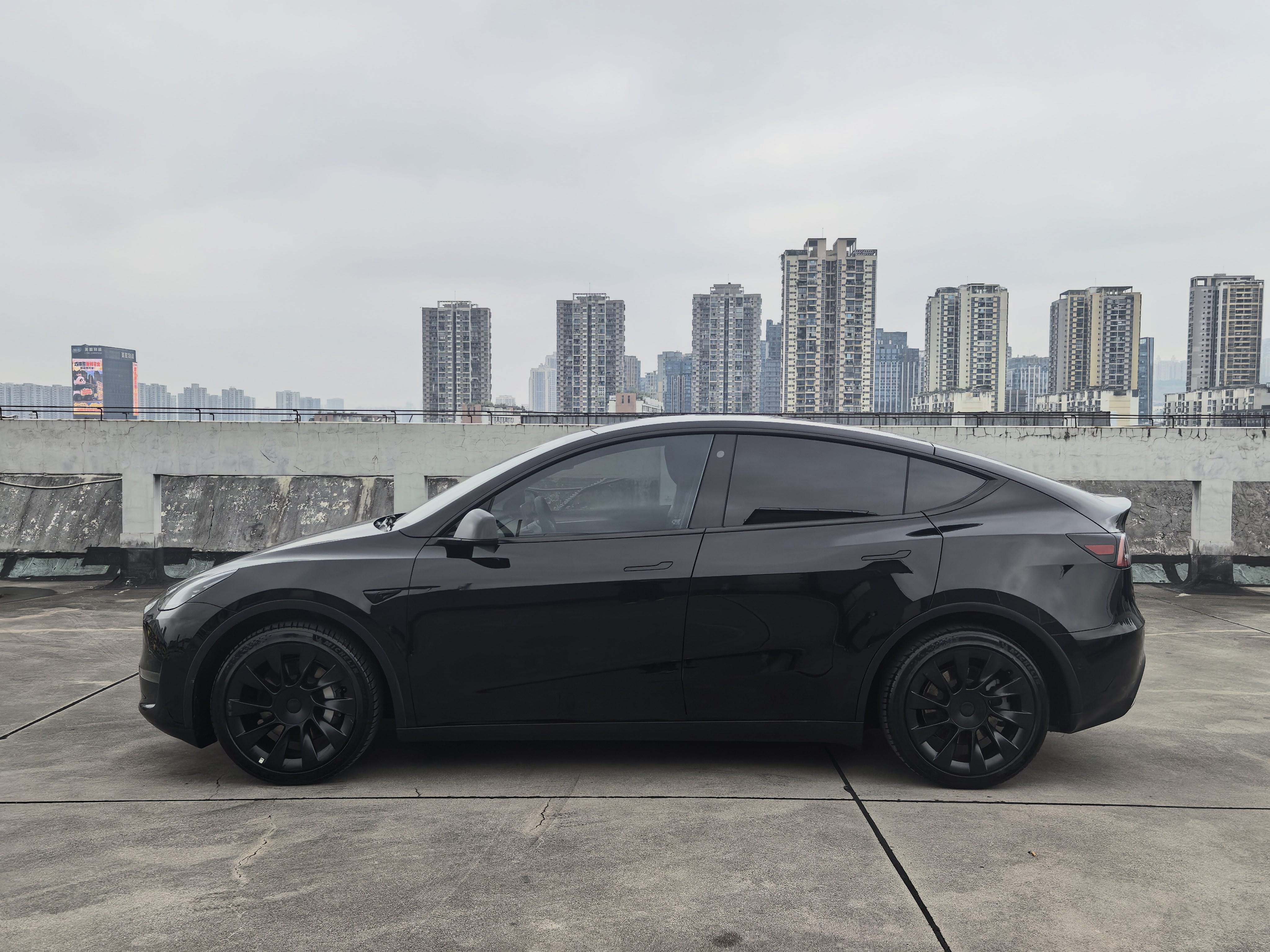 Tesla Model Y 2021 #5 Tesla Model Y 2021 immagine di auto #5