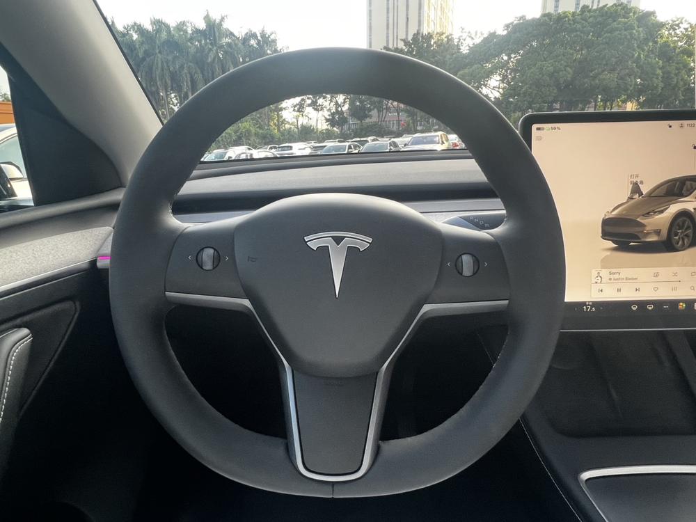 Tesla Model Y 2024 #26 Tesla Model Y 2024 immagine di auto #26