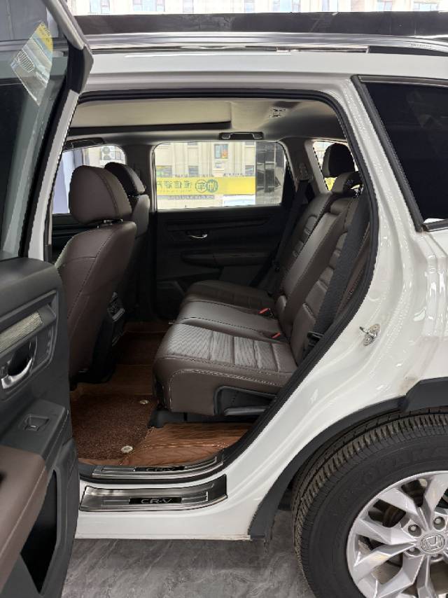 Honda CR-V 2023 immagine di auto #9