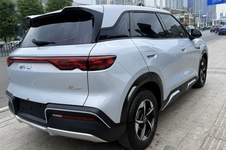 BYD YuanUP 2024 car image #6