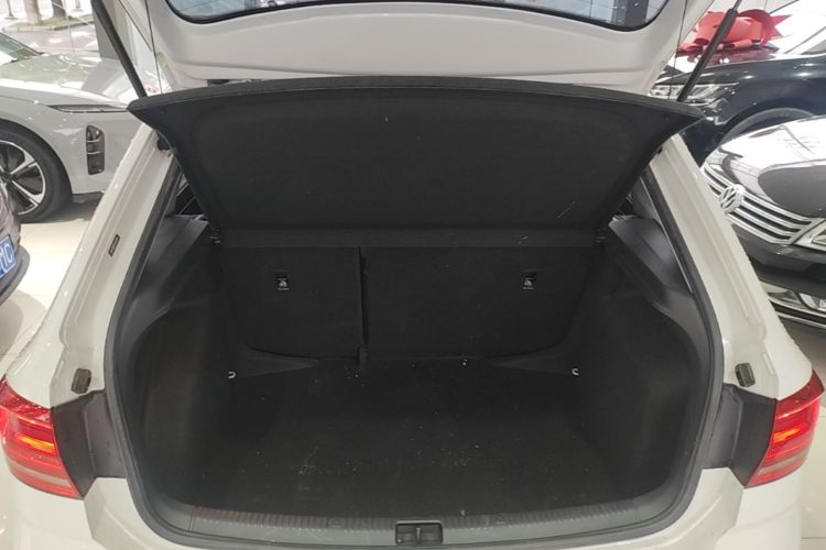 Volkswagen Santana 2018 #19 Volkswagen Santana 2018 car image #19