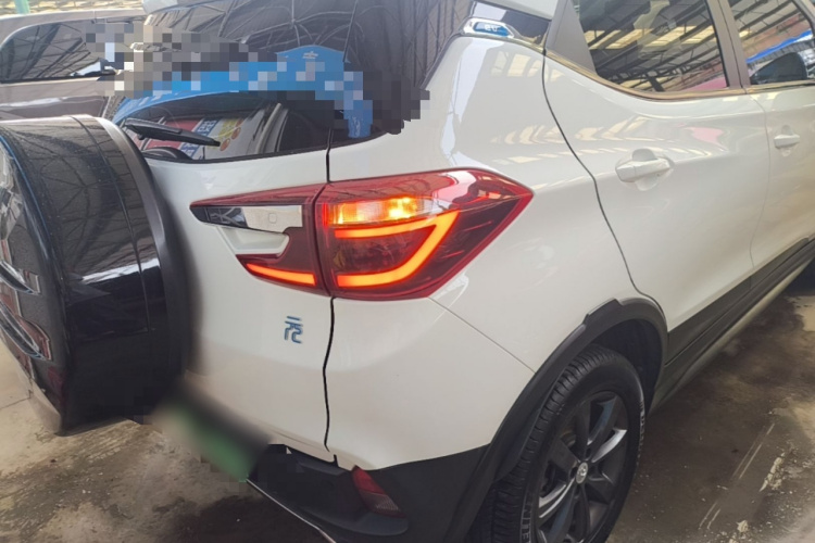BYD Yuan New Energy 2019 #7 BYD Yuan New Energy 2019 car image #7