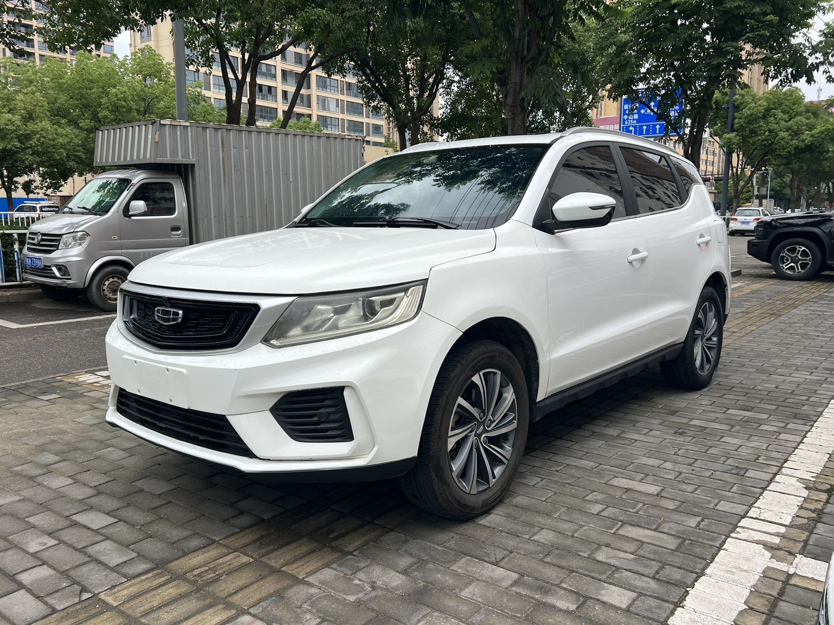GEELY Vision X6 2020 GEELY Vision X6 2020 car image
