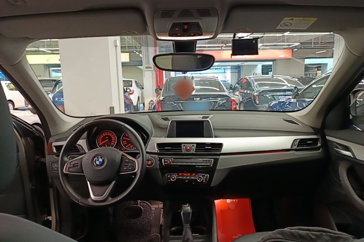 BMW X1 2018 #10 BMW X1 2018 car image #10