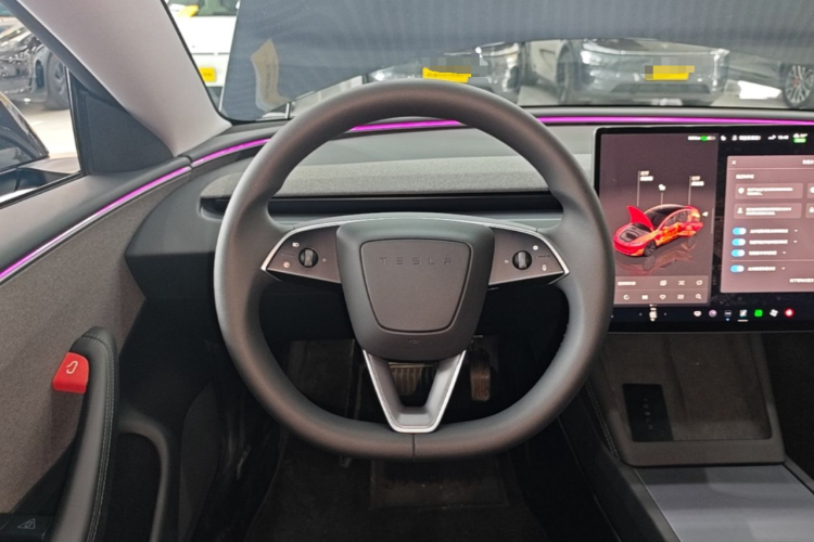 Tesla Model 3 2025 car image #15