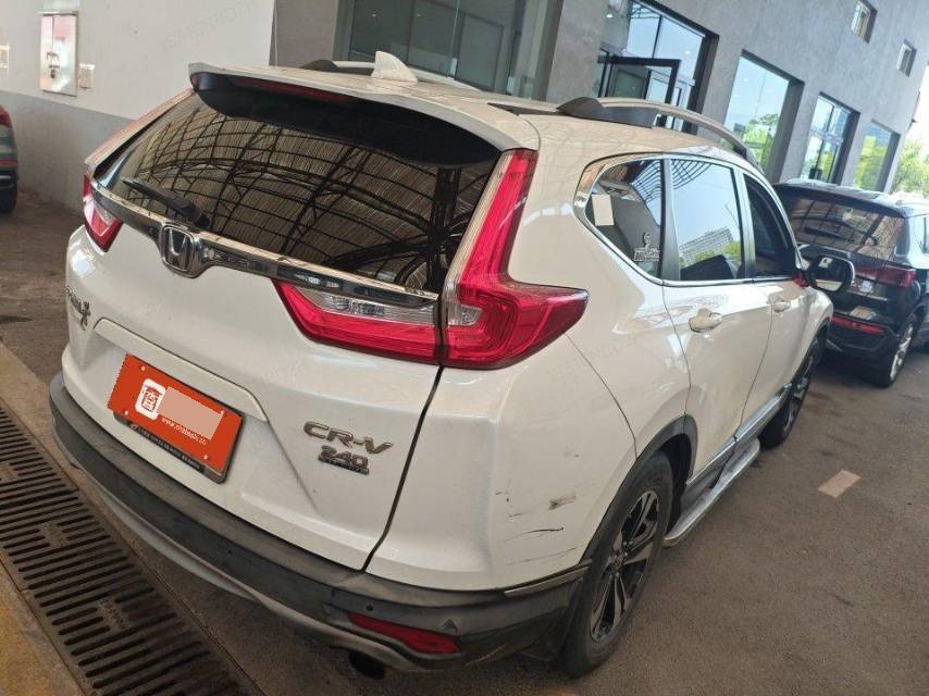 Honda CR-V 2017 car image #2