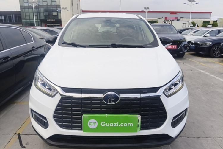BYD Yuan New Energy 2020 car image #3