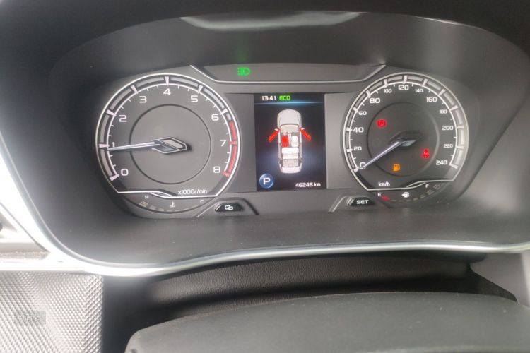 GEELY Binray 2020 car image #13