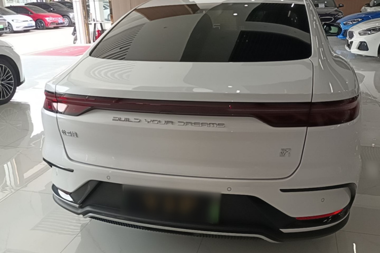 BYD Han 2023 #6 BYD Han 2023 car image #6