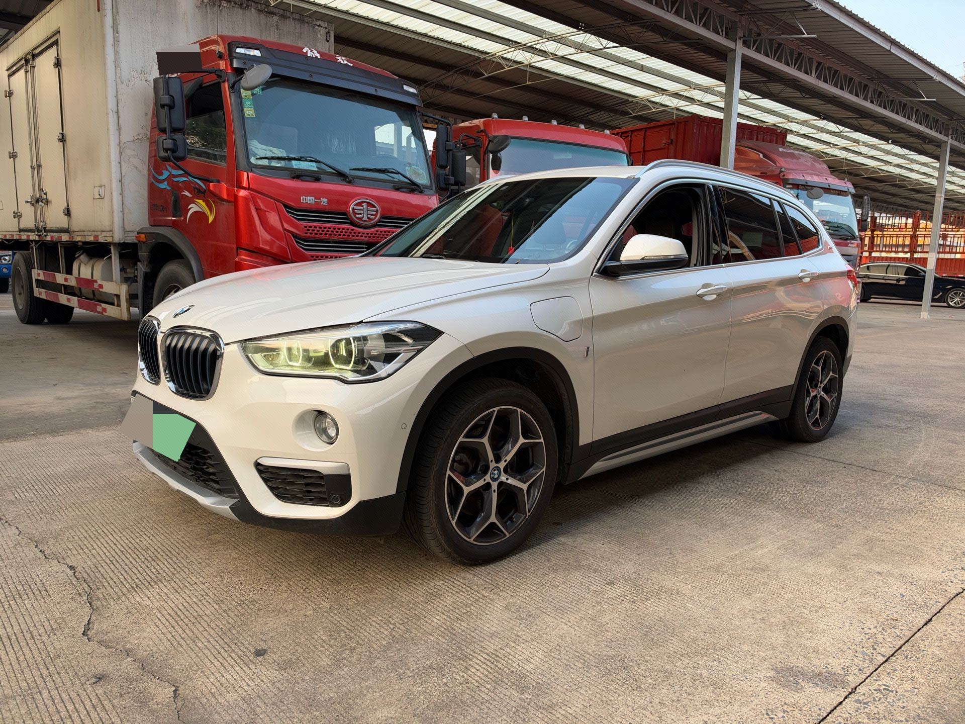 BMW X1 New Energy 2018 car image 