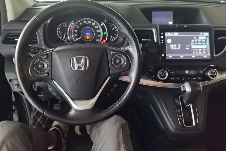 Honda CR-V 2017 #10 Honda CR-V 2017 car image #10