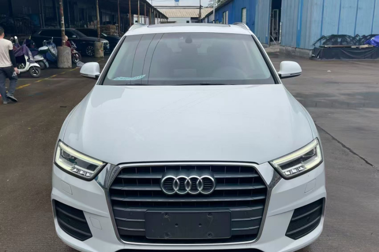 Audi Q3 2019 #3 Audi Q3 2019 car image #3
