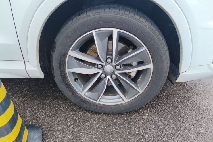 Audi Q3 2019 #9 Audi Q3 2019 car image #9