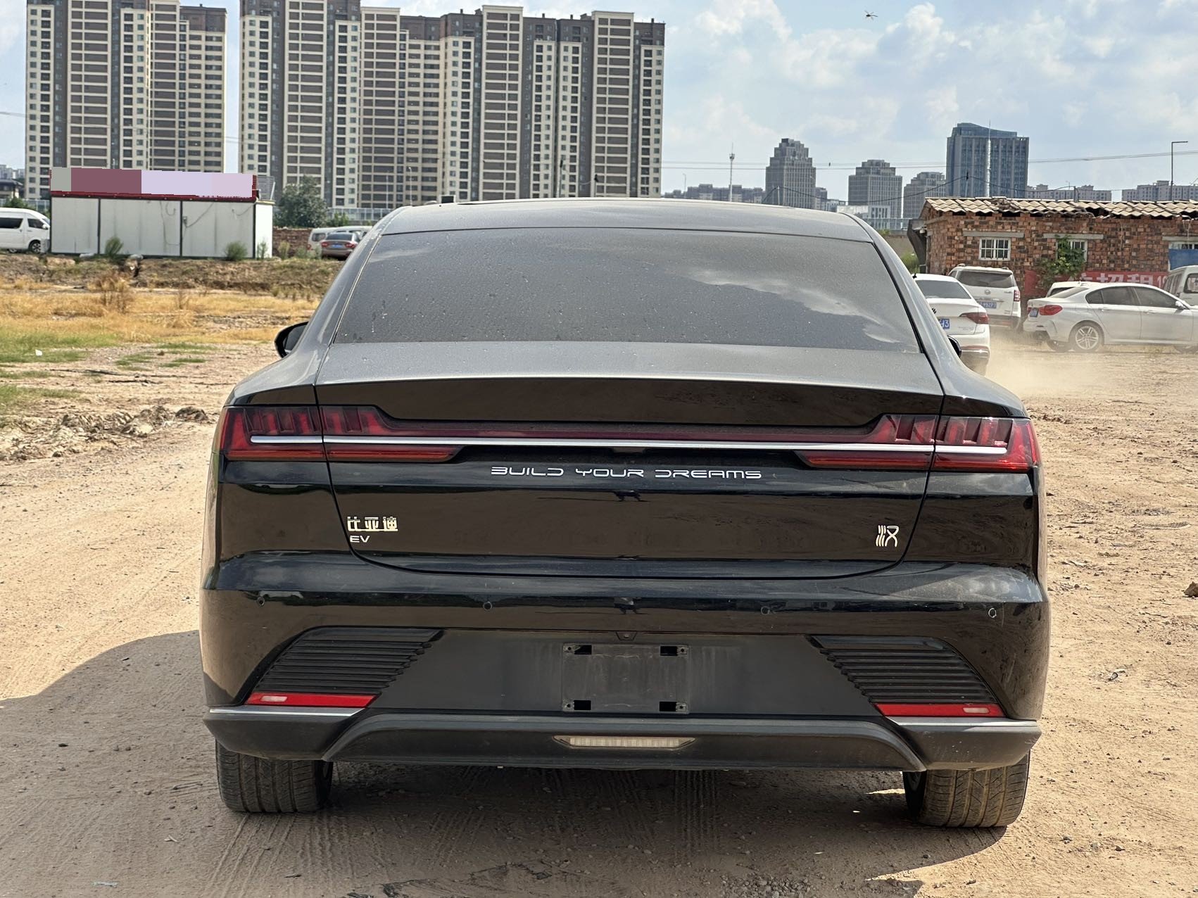 BYD Han 2023 #6 BYD Han 2023 car image #6