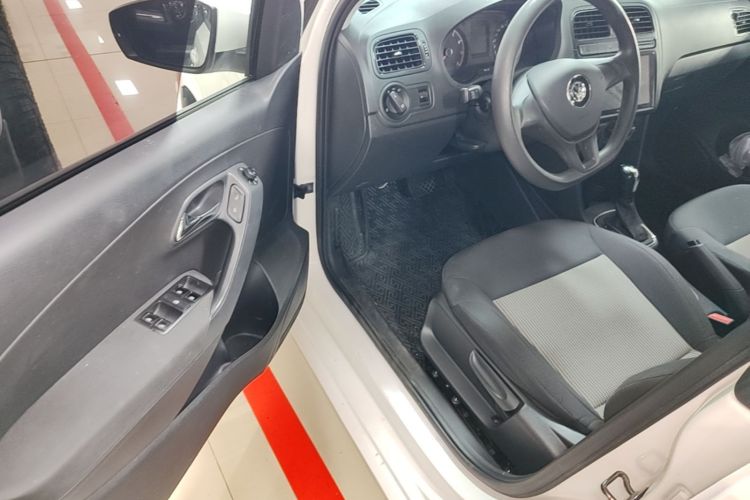 Volkswagen Polo 2019 #16 Volkswagen Polo 2019 car image #16