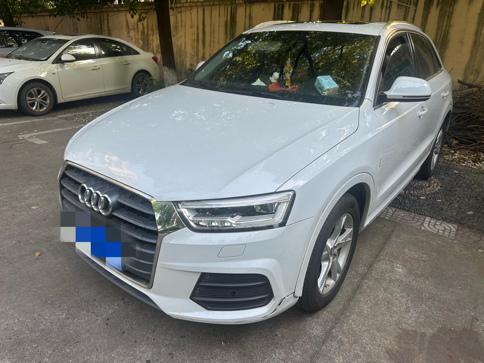 2018 2018 car image