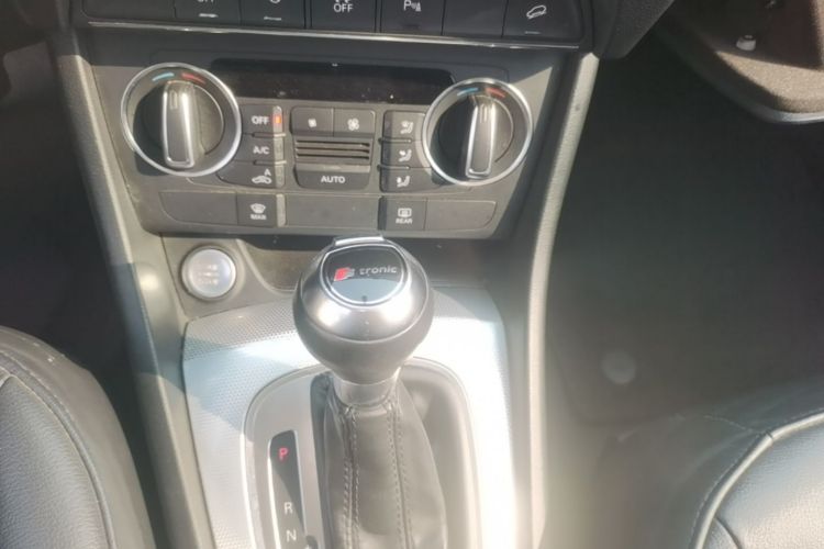 Audi Q3 2016 #18 Audi Q3 2016 immagine di auto #18