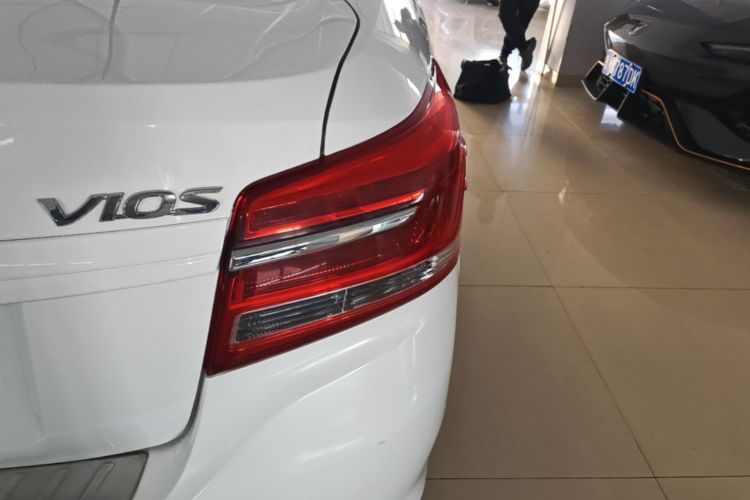 Toyota Vios 2018 car image #8