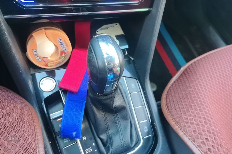 2020 car image #16