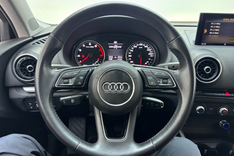 Audi A3 2019 #13 Audi A3 2019 car image #13