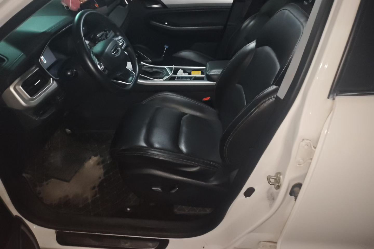 GEELY Vision X6 2020 car image #8