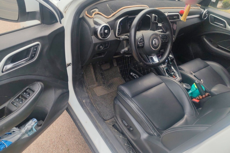 MG ZS 2018 #13 MG ZS 2018 car image #13