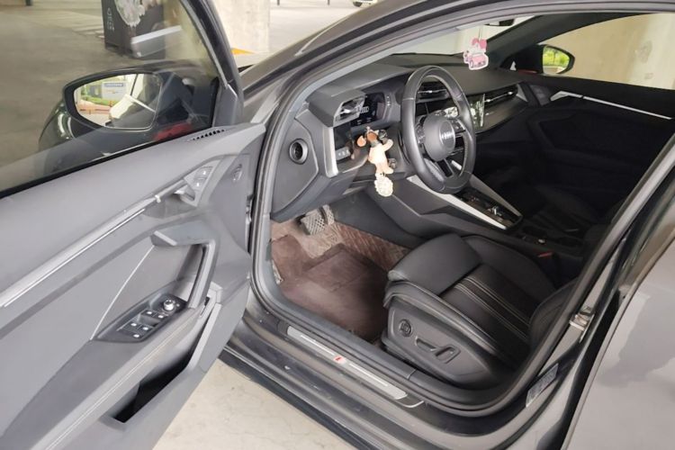 Audi A3 2024 car image #16