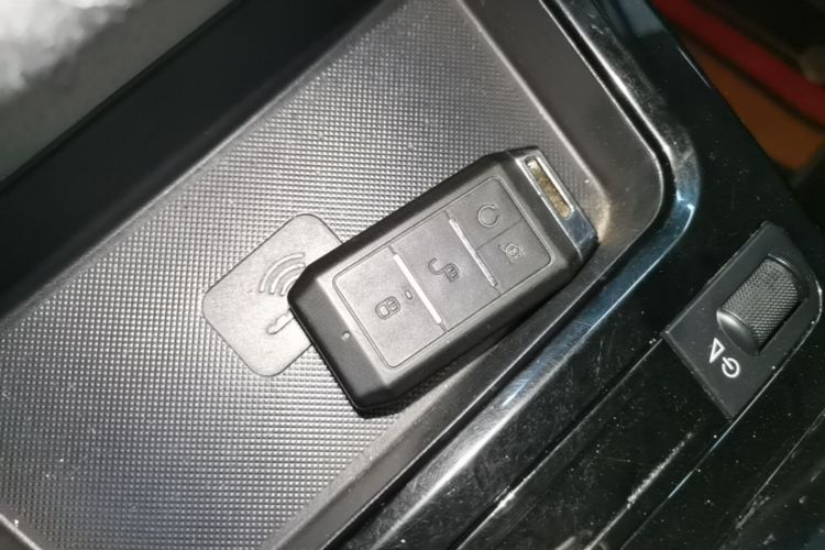 BYD Yuan New Energy 2019 #9 BYD Yuan New Energy 2019 car image #9
