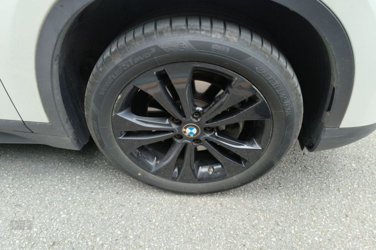 BMW X1 2021 car image #9