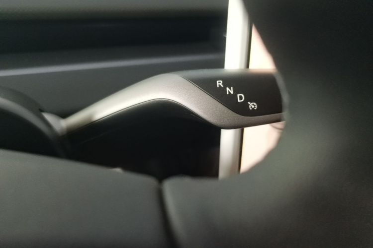 Tesla Model 3 2025 car image #14
