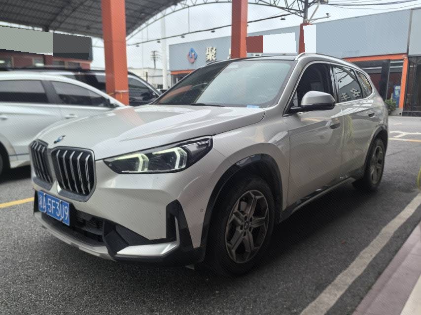 BMW X1 2023 BMW X1 2023 car image