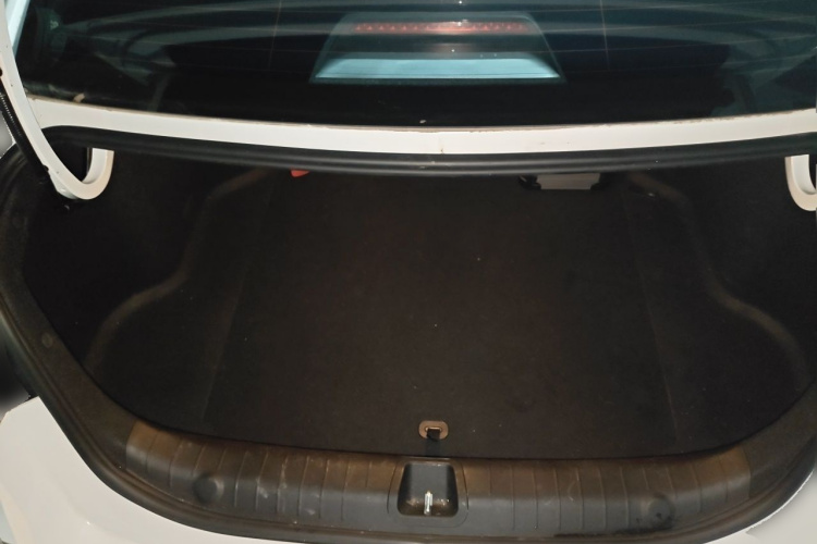 GEELY Emgrand L 2022 imagen de coche #17