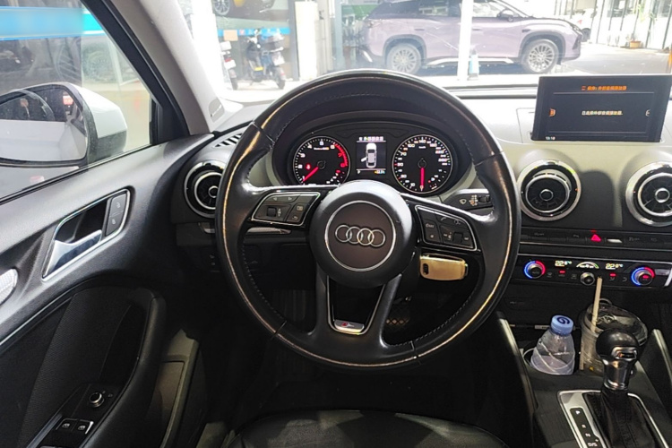 Audi A3 2019 #11 Audi A3 2019 car image #11