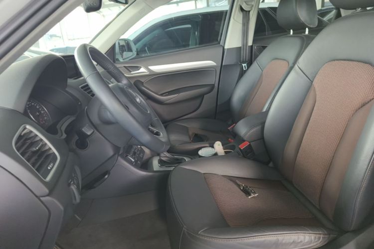 Audi Q3 2018 #15 Audi Q3 2018 car image #15