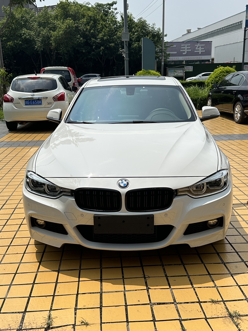 BMW 3 Series 2019 #2 BMW 3 Series 2019 car image #2