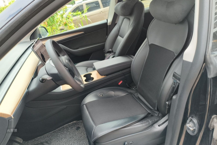 Tesla Model Y 2021 #17 Tesla Model Y 2021 car image #17