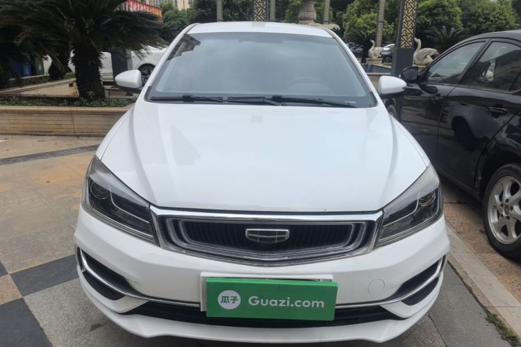 GEELY Emgrand 2019 car image #3